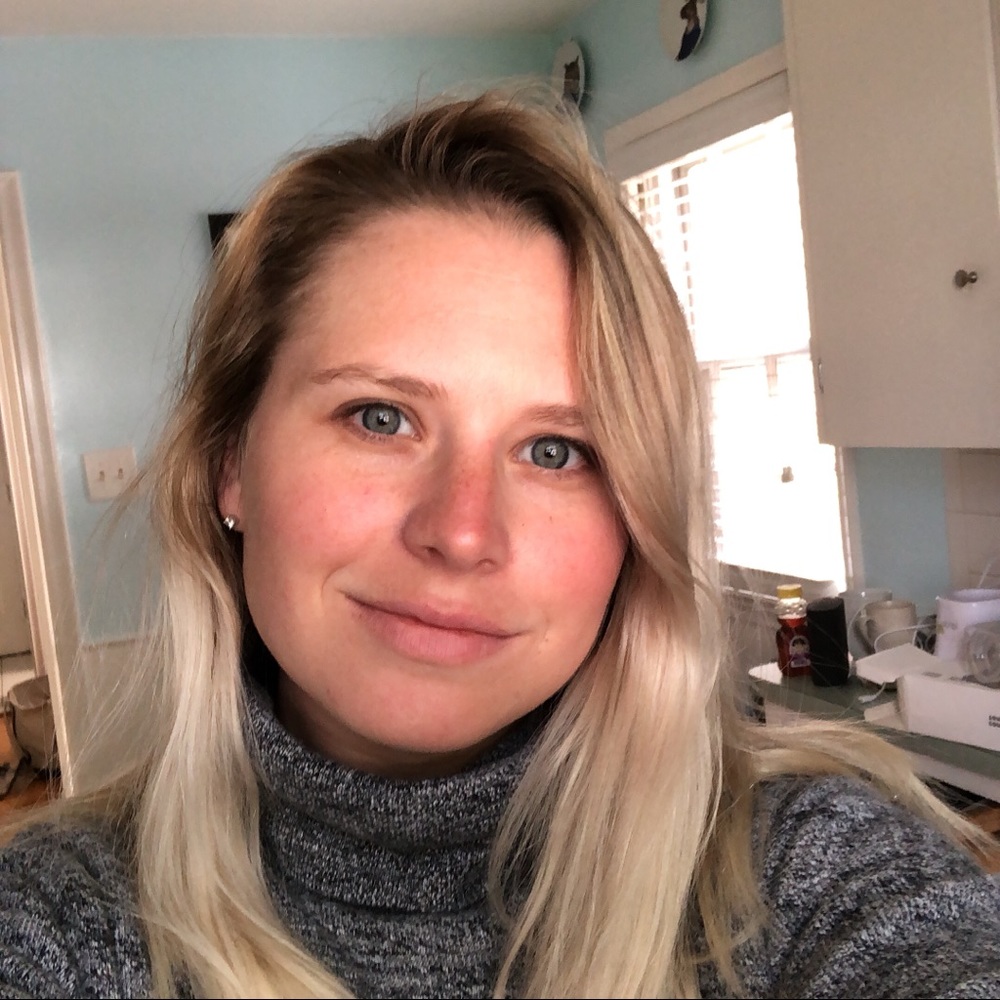 Meet your Posher, Alexandra